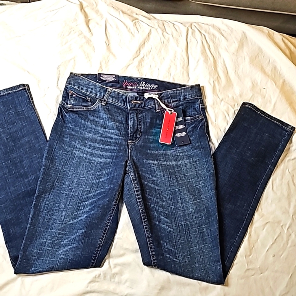 NWT Tommy Hilfiger skinny Spirit Mid rise jeans size 6 reg